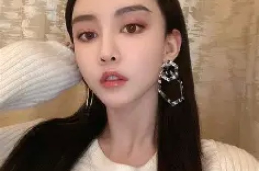 娱乐圈大瓜连连!黄子韬违规停车被罚迪丽热巴新片惊喜亮相 娱乐圈大瓜连连!黄子韬违规停车被罚迪丽热巴新片惊喜亮相